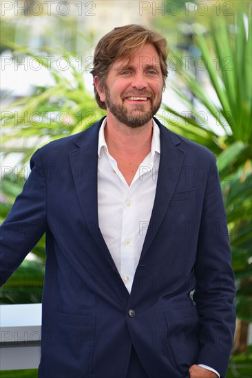 Photocall du film "Sans filtre", Festival de Cannes 2022