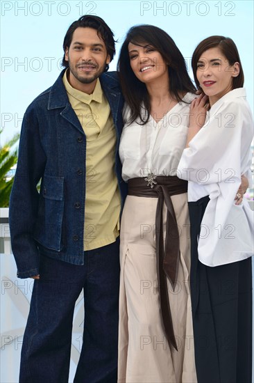 Photocall du film "Le bleu du caftan", Festival de Cannes 2022