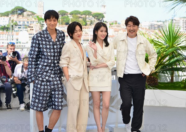 Photocall du film "Les bonnes étoiles", Festival de Cannes 2022