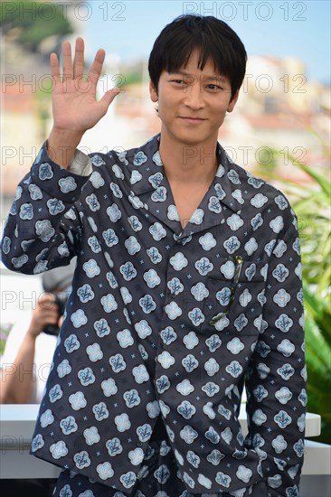 Photocall du film "Les bonnes étoiles", Festival de Cannes 2022