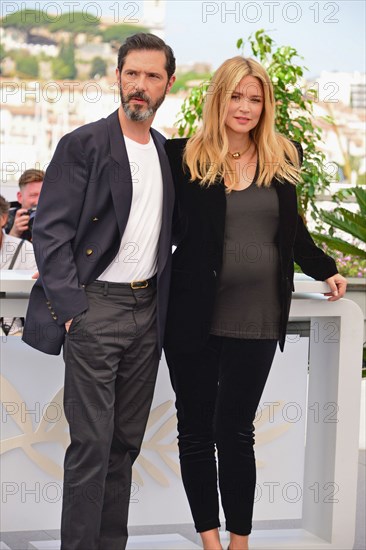 Photocall du film "L'amour et les forêts", Festival de Cannes 2023