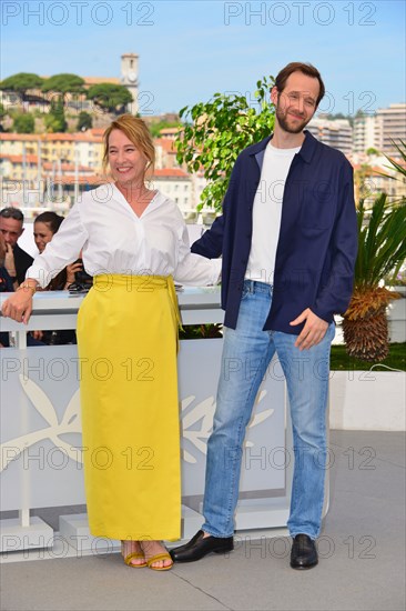 Photocall du film "L'abbé Pierre", Festival de Cannes 2023