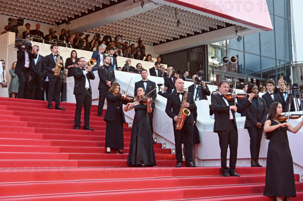 Montée des marches du film "Mission Impossible : The Final Reckoning"