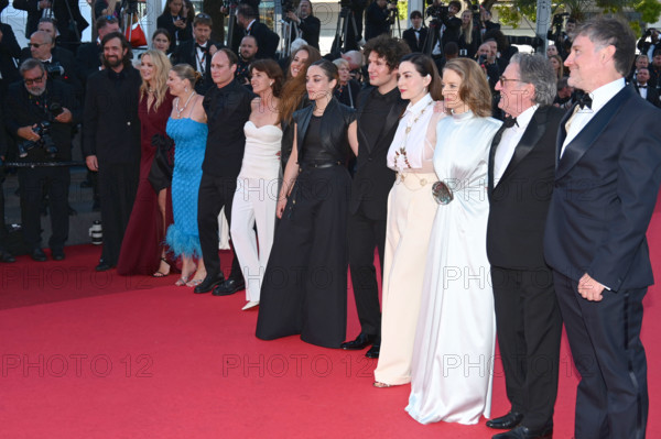 Montée des marches du film "Vie privée"