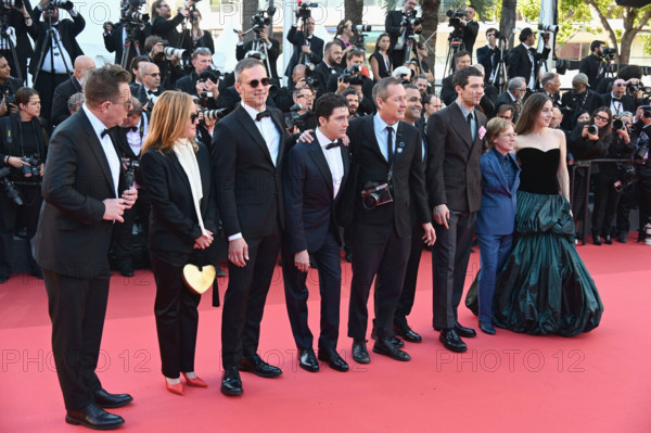 Montée des marches du film "Mastermind"