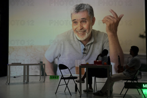 Festival d'Avignon IN 2025 : "Radio Live. Chapitre 3 : Réuni.es"