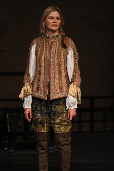 Festival d'Avignon IN 2025 : "Le soulier de satin"