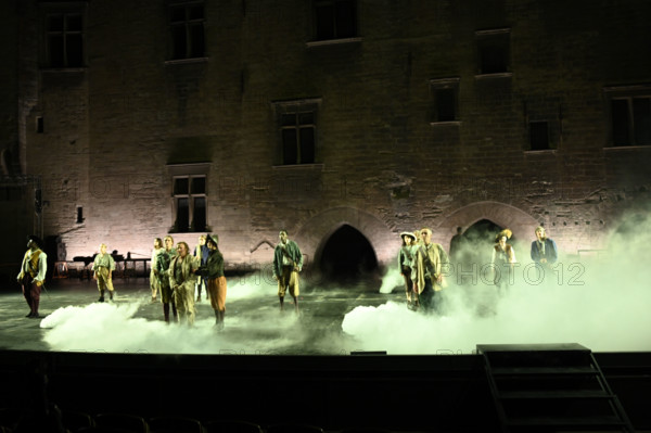 Festival d'Avignon IN 2025 : "Le soulier de satin"
