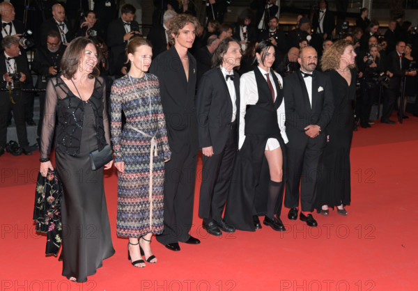 Cast of the film 'L'Âge d'or'