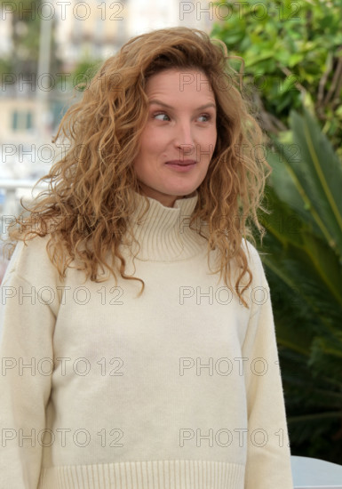 Julia Piaton