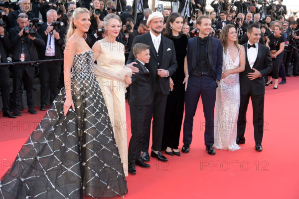 Cast of the film 'Propeller One-Way Night Coach'