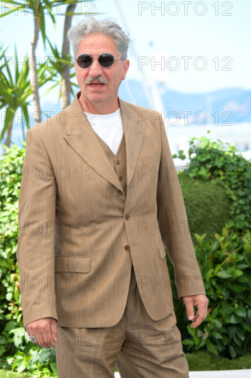 Simon Abkarian