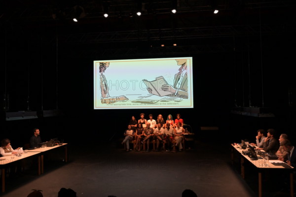 Festival d'Avignon IN 2026 : "Un procès - après l'ennemi du peuple"