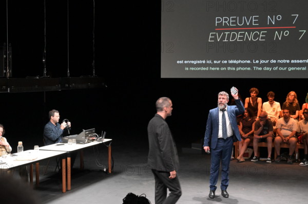 Festival d'Avignon IN 2026 : "Un procès - après l'ennemi du peuple"