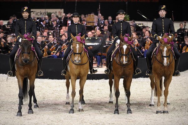 Cadre Noir de Saumur, représentation à Paris