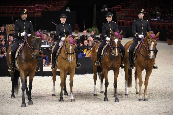 Cadre Noir de Saumur, représentation à Paris