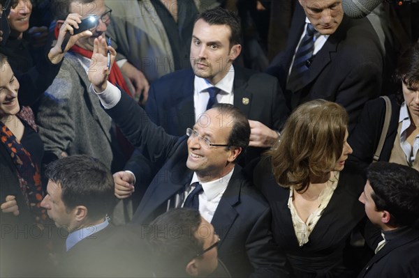 Meeting de François Hollande au Palais Omnisports de Paris Bercy