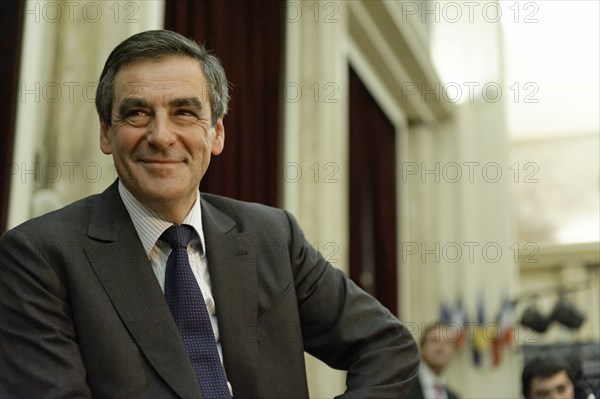 François Fillon candidat à  la présidence de l'UMP