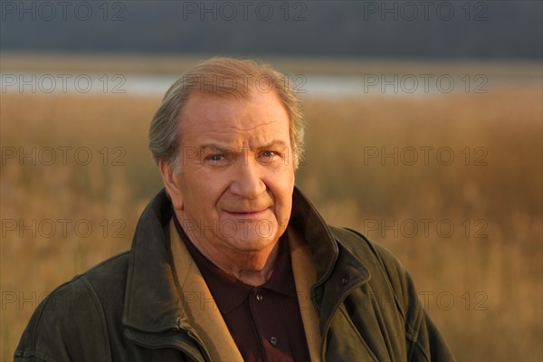 Pierre Mondy dans la série "Les Cordier, juge et flic"