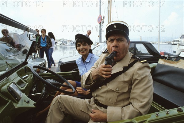 Le Gendarme et les gendarmettes