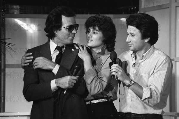 Julio Iglesias, Linda de Suza et Michel Drucker