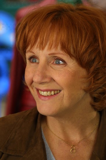 Hélène Vincent in "L'Emmerdeuse"