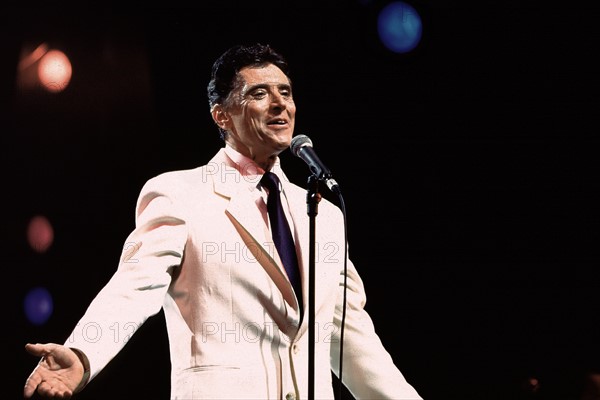 Sacha Distel