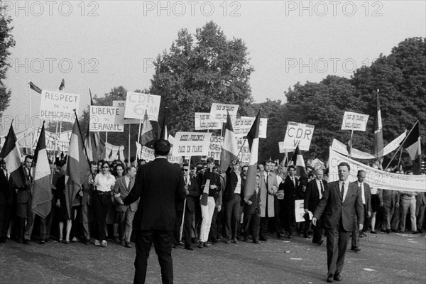 Manifestation gaulliste du 30 mai 1968