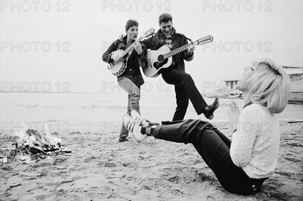 Johnny Hallyday, Sylvie Vartan and Hugues Aufray