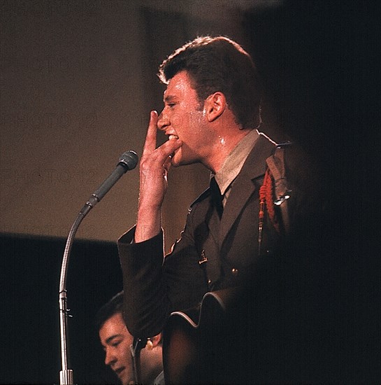 Johnny Hallyday in uniform