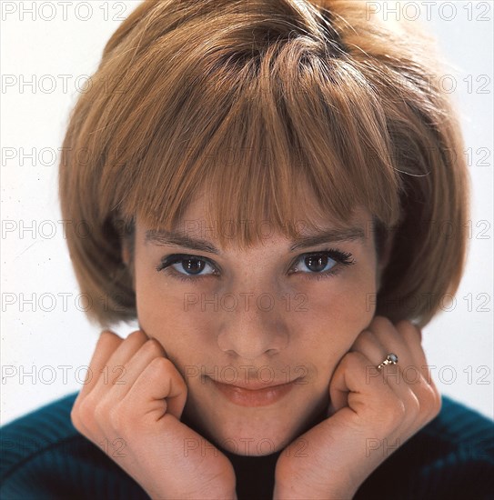 Sylvie Vartan photographed