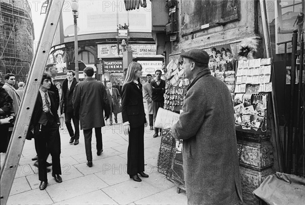 Françoise Hardy, 1966