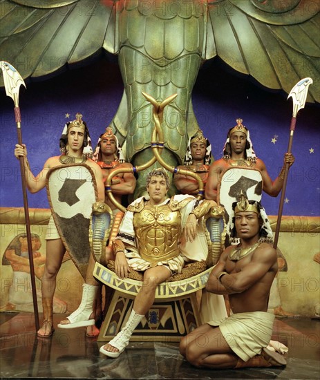 Alain Chabat in Astérix & Obélix : Mission Cléopâtre