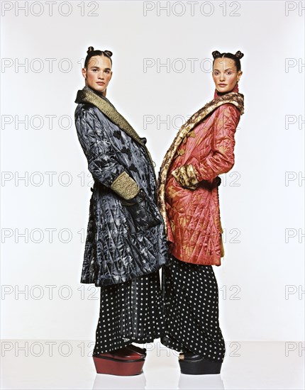 Mannequins habillés en Jean-Paul Gaultier