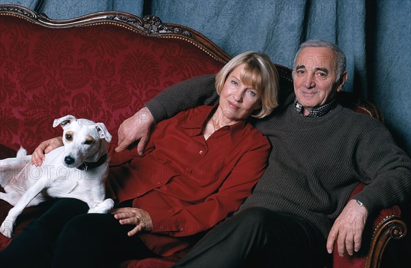 Charles Aznavour et son épouse