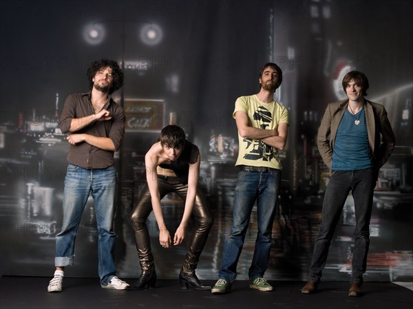 Mademoiselle K et son groupe