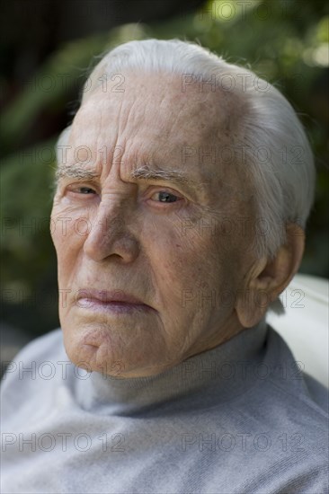 Kirk Douglas