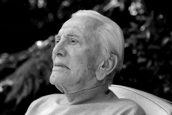 Kirk Douglas