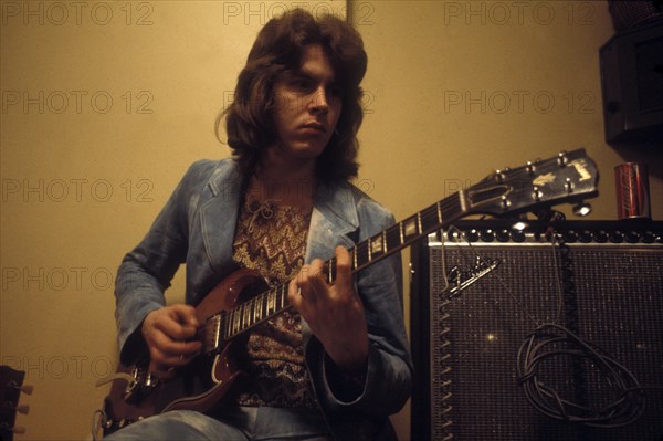 Mick Taylor on stage