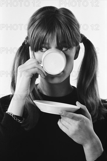 Françoise Hardy, 1964