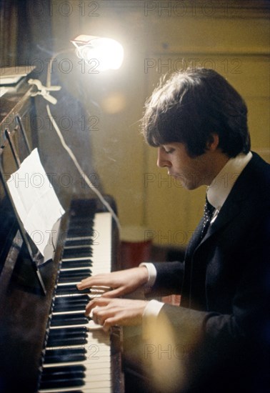 Paul McCartney, 1966