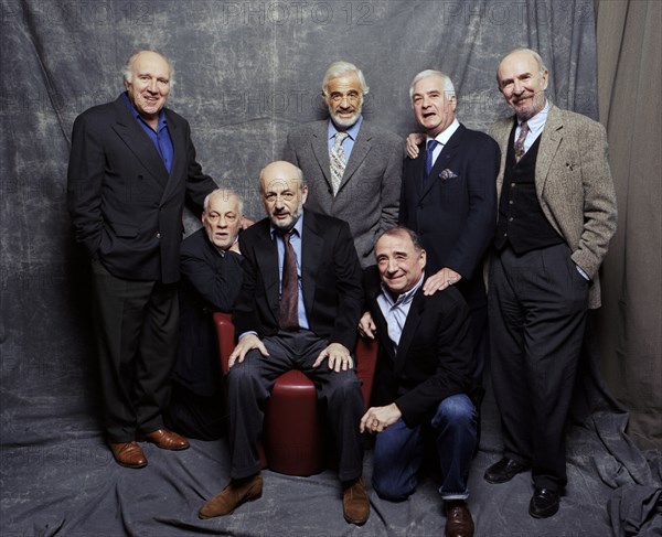 Claude Rich, Michel Piccoli, Michel Serrault, Jean Paul Belmondo, Jean-Claude Brialy, Jean-Pierre Marielle, Bertrand Blier, Claude Brasseur