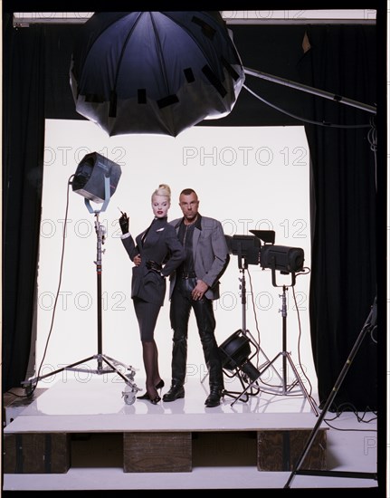 Eva Herzigova et Thierry Mugler