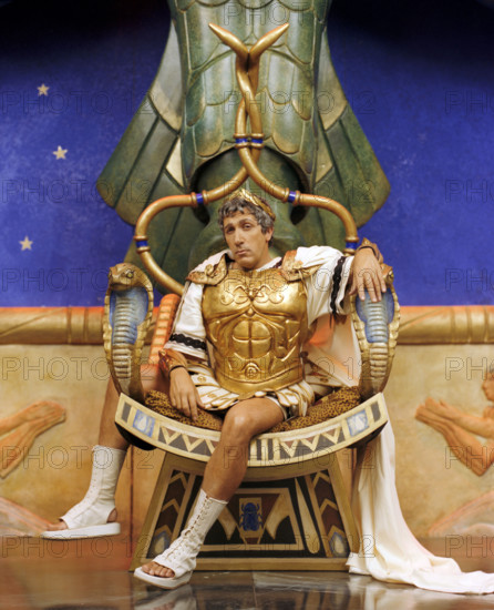 Alain Chabat (César) dans Astérix & Obélix : Mission Cléopâtre