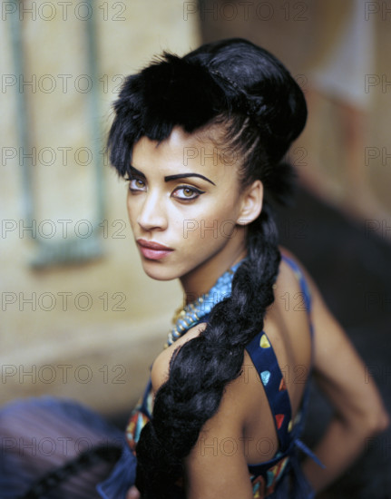 Noémie Lenoir dans Astérix & Obélix : Mission Cléopâtre