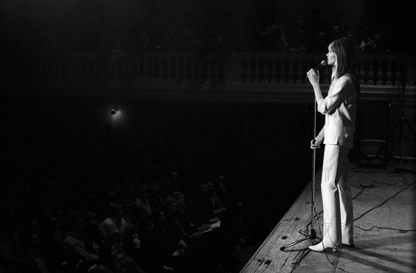 Françoise Hardy, 1968