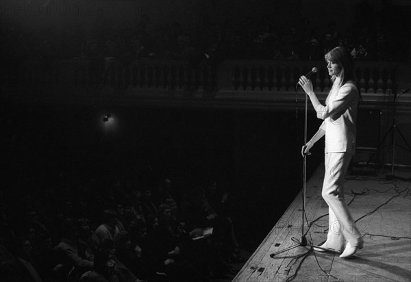 Françoise Hardy, 1968