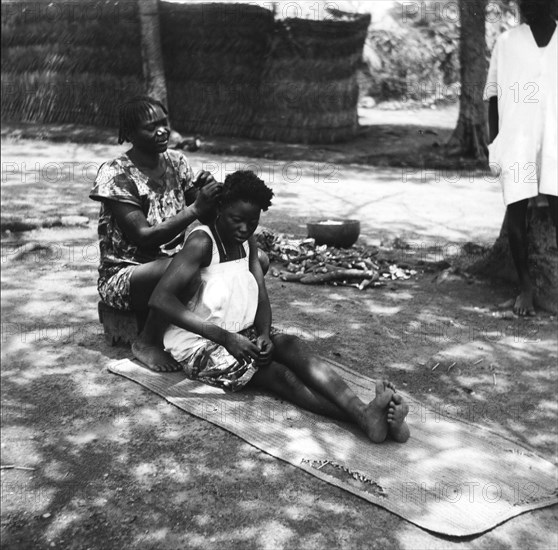 Femmes à Garoua, au Cameroun