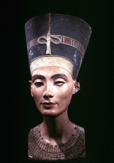 Bust of Queen Nefertiti