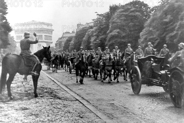 German troops invading Paris